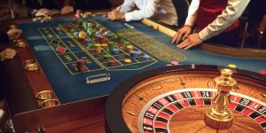 Roulette 33win là trò chơi bánh xe may mắn được triển khai tại nhà cái 